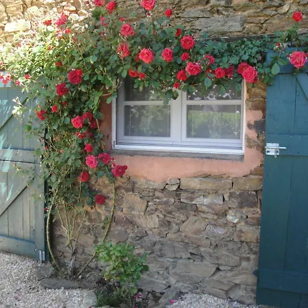 La Longere De 3* Cabanes (Tarn)